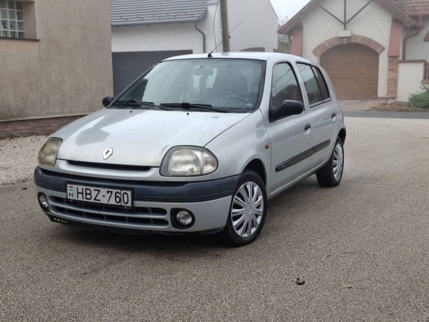 j renault clio 1.2 benzin friss mszaki! 