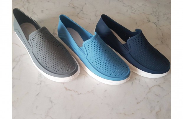 Új sötétkék Crocs slip-on gumicipő 41 méret