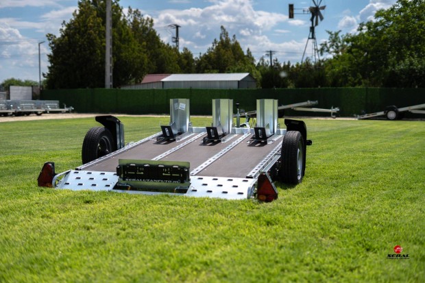 Új süllyeszthető Martz GP quad- és motorszállító utánfutó 1.049.000 Ft