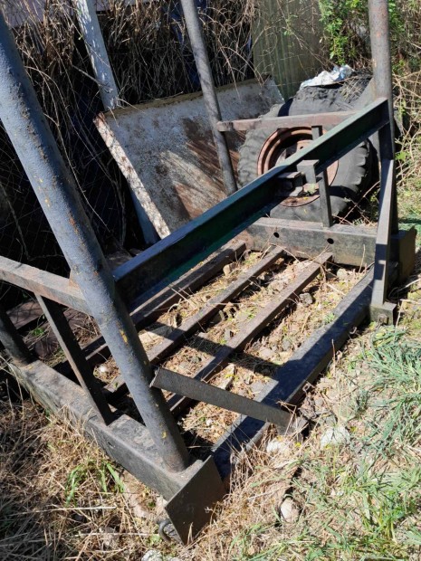 �j szallit� kaloda elad�!