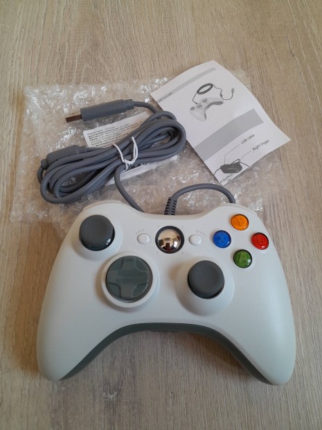 j vezetkes kontroller, joystick Xbox 360 konzolhoz s PC-hez