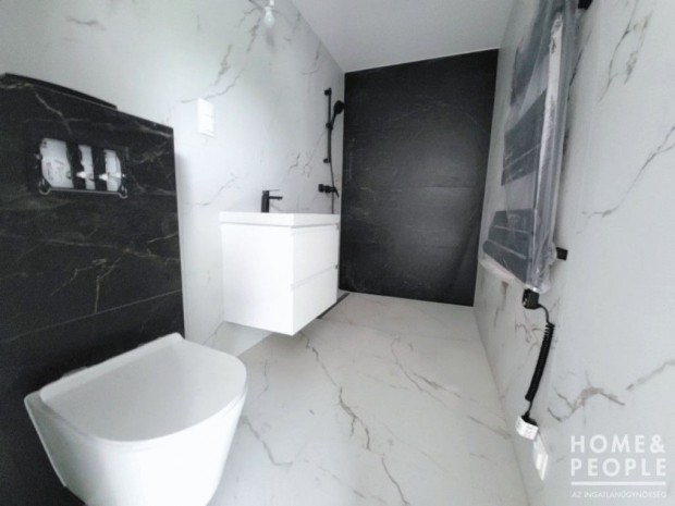 �j�p�t�s� kertkapcsolatot lak�s elad� - Szeged