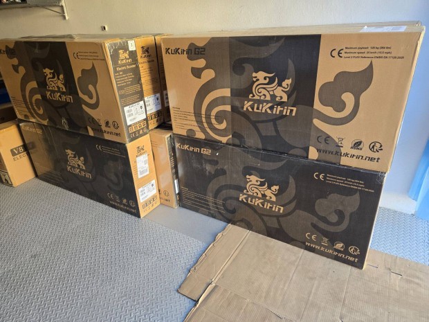 Újonnan megjelent modell, a Kukirin A1 800W-os 13Ah elektromos roller