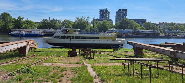 Újpest Port Matróz, kikötői karbantartó