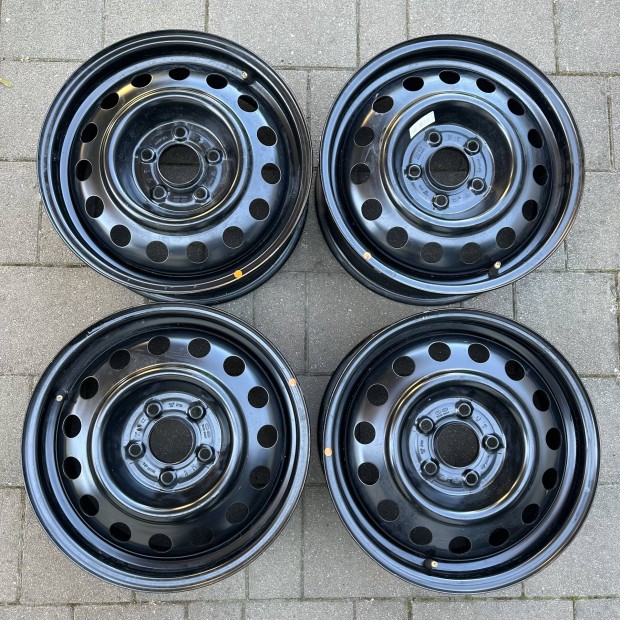 Újszerű 16" 5x114,3 6J ET51 KF67,1mm Kia, Hyundai lemezfelni eladó!