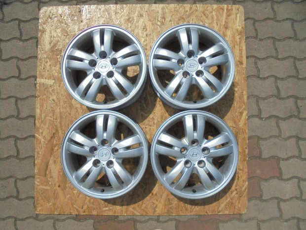 jszer 16-os Hyundai alufelni elad