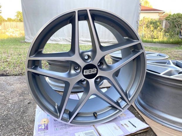 jszer 19"-os 5x112 front polir alufelni szett 