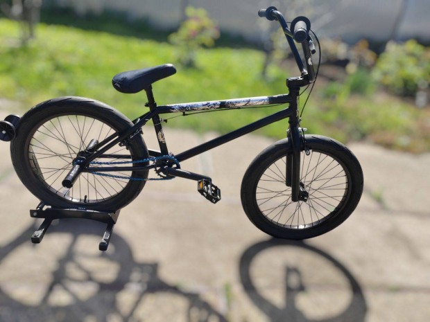 Újszerű 20 Vendo Freestyle BMX kerékpár