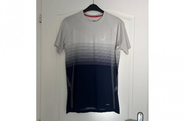 �jszer� Asics ferfi pol� elad� (L)