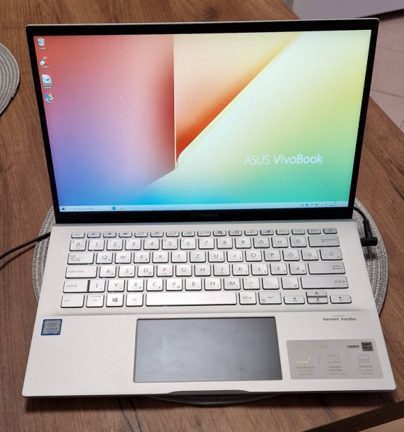 jszer Asus Vivobook S14 S432F, Screenpad-os noti elad!