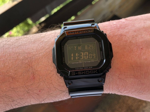 jszer Casio G-Shock GW M5610BB-1 karra