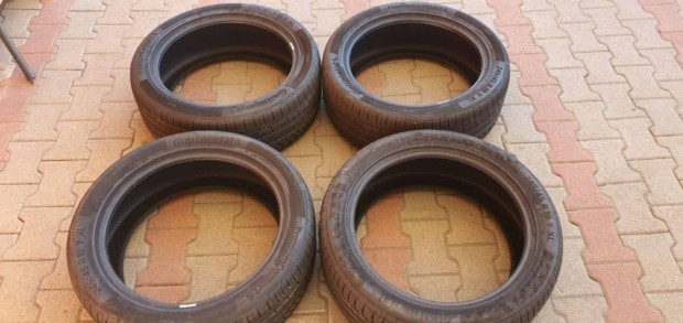 Újszerű Continental 4 db-os nyári gumi szett 245/45/19 Tesla S 19"