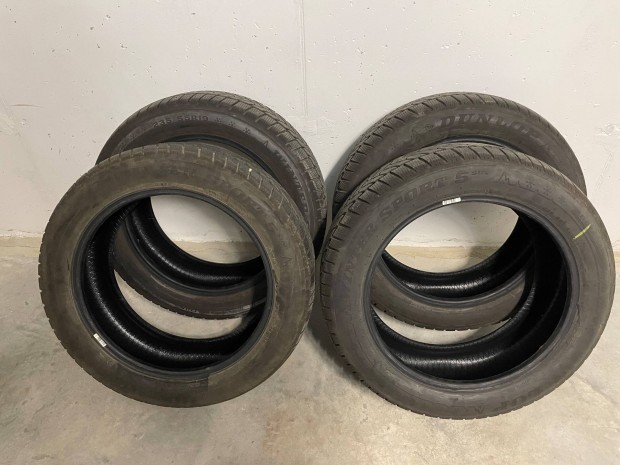 Újszerű Dunlop Wintersport 5 SUV 235/55 R19 téligumi eladó