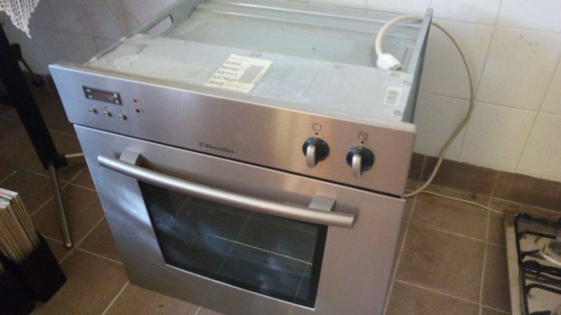 Újszerű Electrolux eob 6711x elektromos sütő