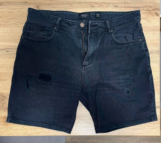 jszer Frfi Pull&Bear Szaggatott Farmer Rvidnadrg Nadrg S M