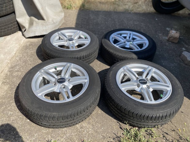 Újszerű Fiat Punto 14"-os alufelni szett eladó 4x98