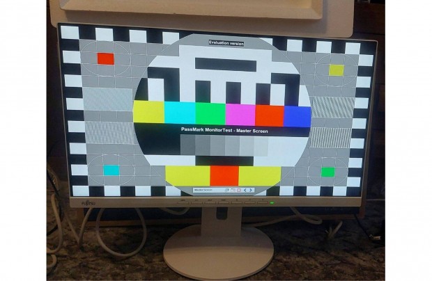 jszer Fujitsu fehr IPS monitor B24-9 TE dobozban minden tartozkal
