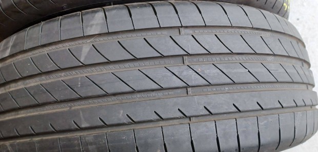 Újszerű Good/Year Eagle F1 MO 225/60 R17 nyári gumik 4db.7mm