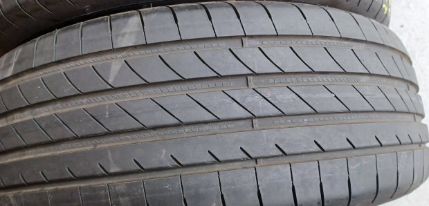 Újszerű Good/Year Eagle F1 MO 225/60 R17 nyári gumik 4db.7mm