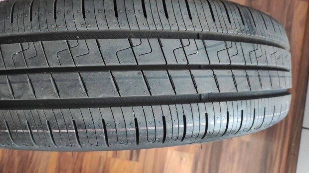 �jszer� Goodyear ny�ri aut�gumik 175/65 R17