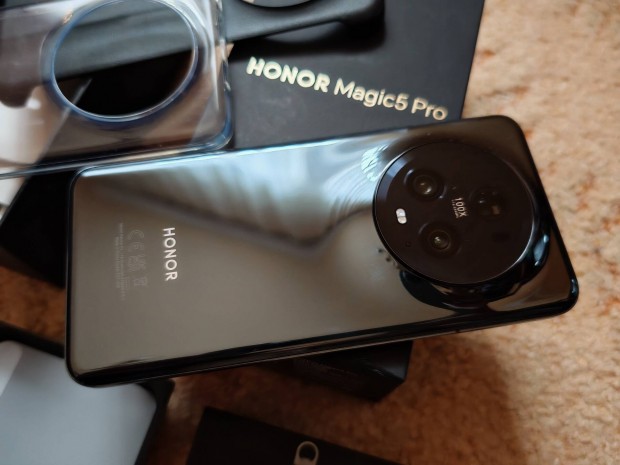 jszer Honor Magic 5 Pro fekete 12/512 GB