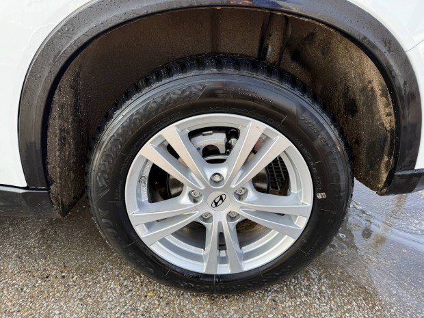 Újszerű Hyundai r16 alufelni 205/60r16 Hankook gumi