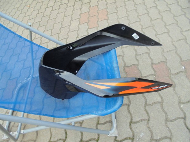 Újszerű KTM tank burkolat eladó