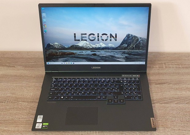 Újszerű Lenovo Legion 5 144Hz 17.3 gamer munkaállomás laptop