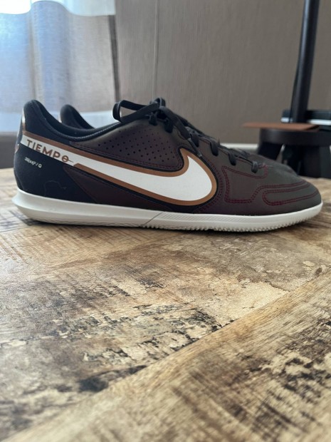 jszer Nike Tiempo teremcip 45.5