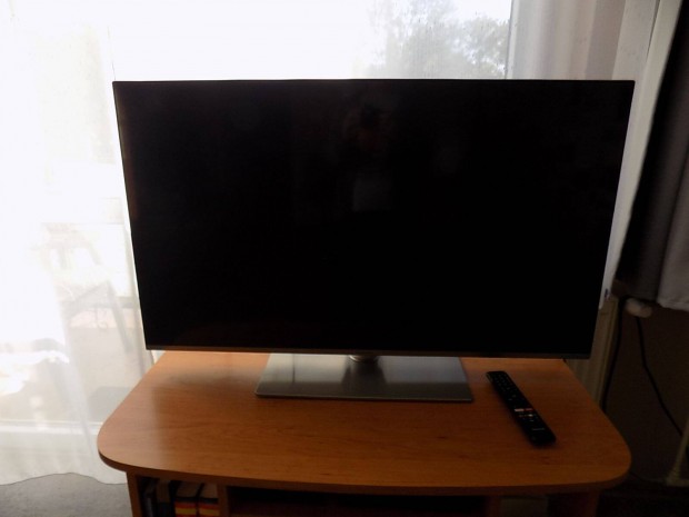 jszer Panasonic TX-43HX710E smart tv