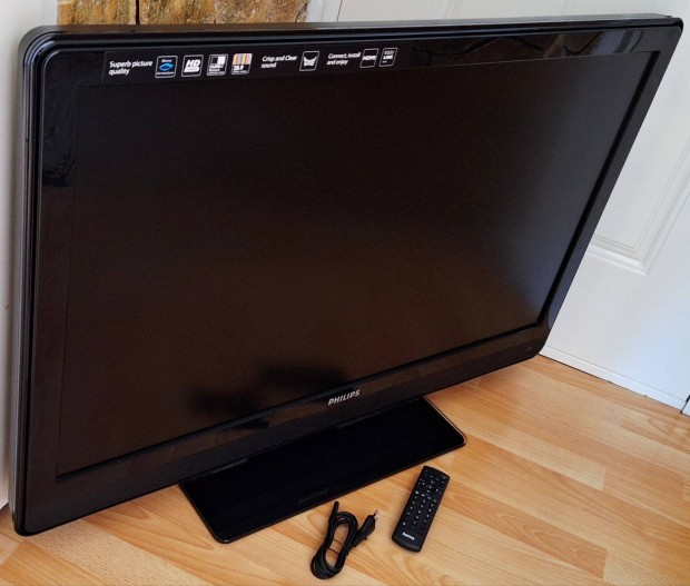 Újszerű Philips 107cm Digital Crystal Clear HD Ready LCD tv