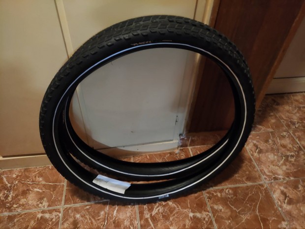 jszer Pirelli Angel Urban XT 62x622 MTB gumik