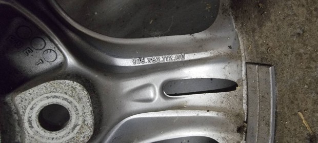 Újszerű Porsche alufelni szett