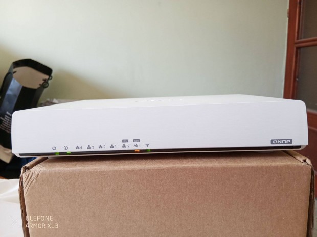 jszer Qnap Qhora-301W Router 10Gigabit wifi6