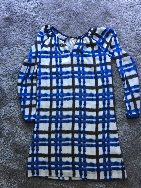 �jszer� S-es Gas n�i ruha