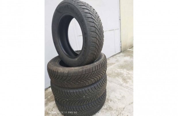 Újszerű Semperit Speed Grip 5 185/65 R15 Téligumi!