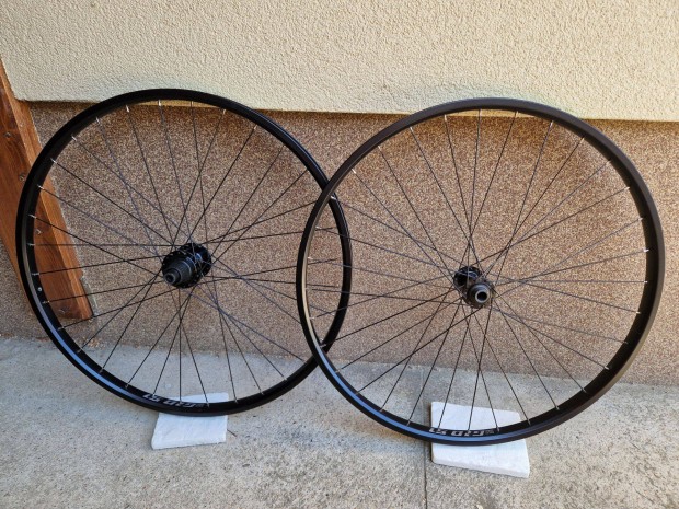 Újszerű Shimano 27,5 Boost, 12s Micro-Spline MTB kerékszett