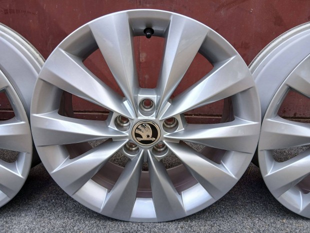 jszer Skoda Kamiq Fabia VW T-Cross Polo 16" alufelni felni 5x100