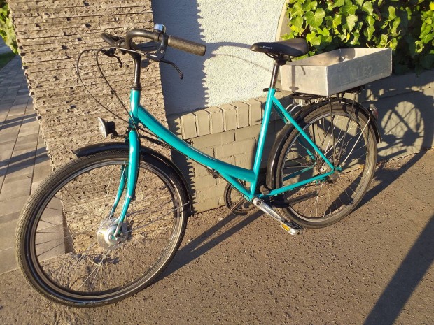 Újszerű Svájci, agydinamós, Shim ano dobfékes teher hordó, kerékpár