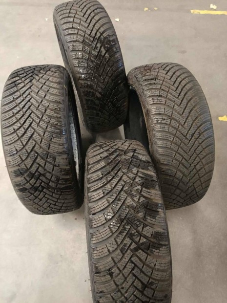 jszer Tligumi 205/45R 17