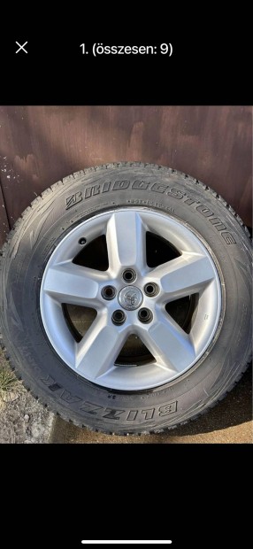 jszer Toyota Rav4 gyri alufelni szett 215/70R16C 