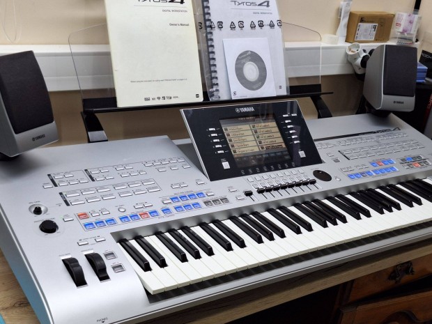 jszer Yamaha Tyros 4, H3281