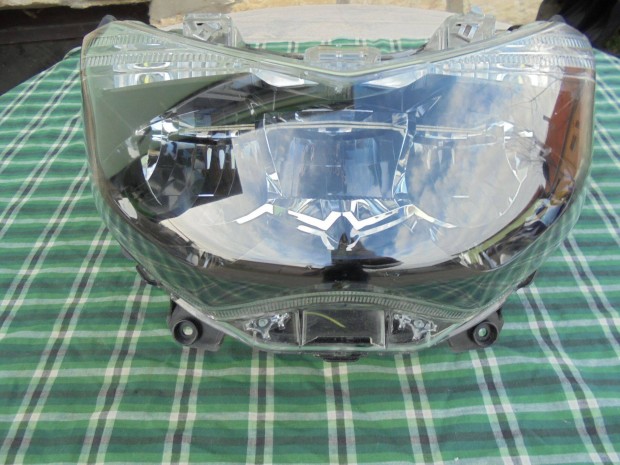 �jszer� Yamaha gy�ri els� Led l�mpa elad�