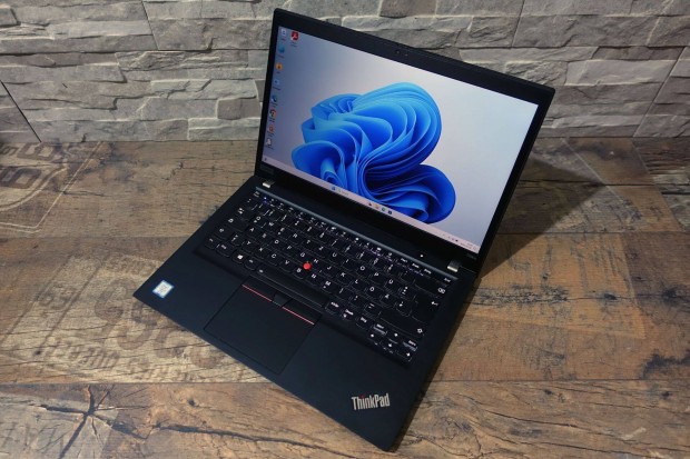 jszer! Lenovo Thinkpad T490s / 14" FHD IPS / i5 / 16GB DDR4 / 512GB