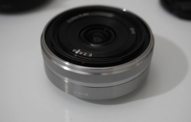 Újszerű! Sony E 16mm F2.8 nagy látószögű objektív SEL16F28 Sony-E