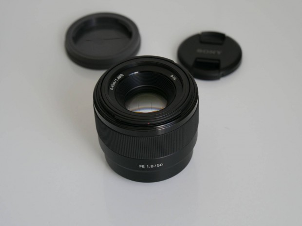 Újszerű! Sony FE 50mm F1.8 objektív obi