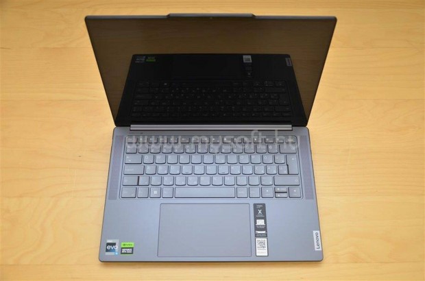 jszer -garancis Lenovo Yoga Pro 9 / i9 / Rtx4060 / 32Gb / 120Hz 3.2