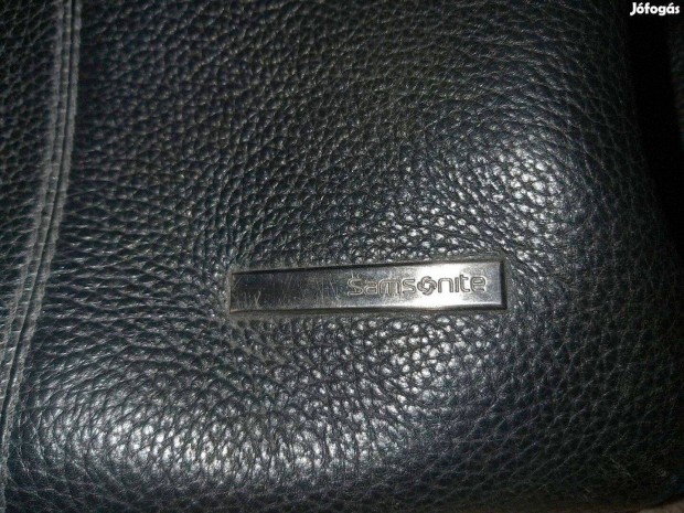 Újszerű bőr Samsonite férfi táska 42 x 33 x 12