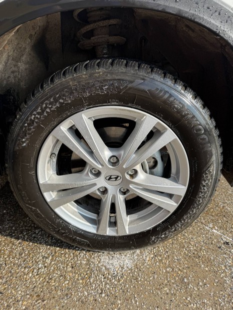 jszer gyri Hyundai 205/60r16 alufelni Tpms 