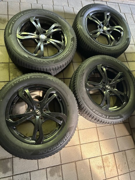 jszer gyri Hyundai 5x114,3 r17 alufelni